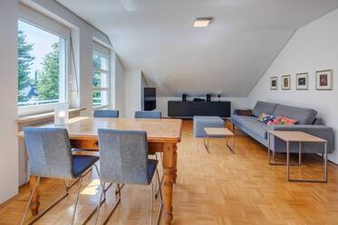 Furnished attic apartment in Harlaching
