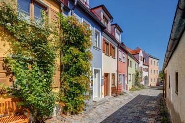 Rarity - townhouse in the old town of Freising