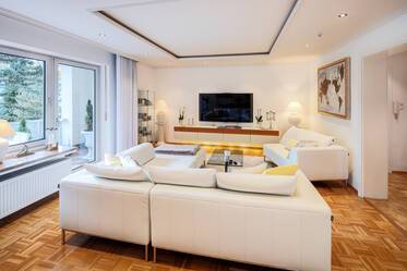 Stylish 5-room apartment in upscale Grünwald