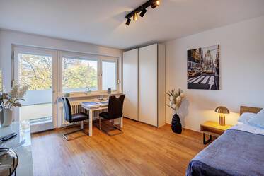 For rent: cozy apartment with west-balcony