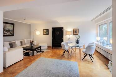 Upscale residential area Alt-Solln - stylish apartment