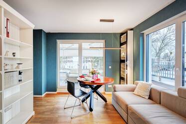 Penthouse with direct elevator access in Trudering