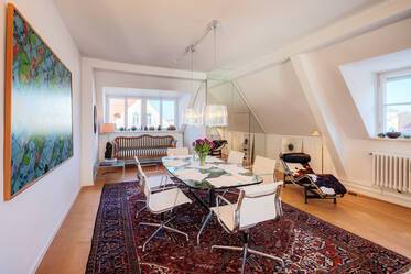 Beautifully furnished roof terrace apartment in Schwabing-West
