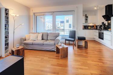 Perlach: Modern 2-room apartment with two balconies