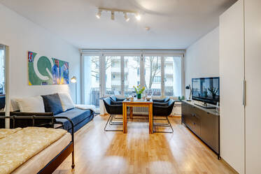 Nicely furnished apartment in Schwabing-West