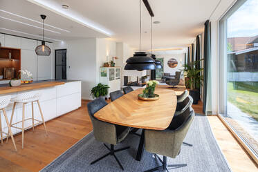 Modern single-family home for rent in Fahrenzhausen