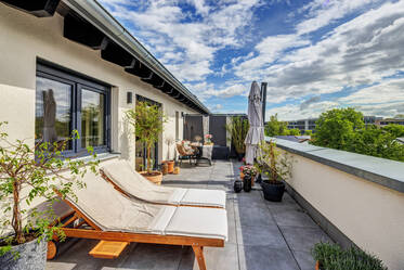 Stunning apartment with roof-terrace in Planegg