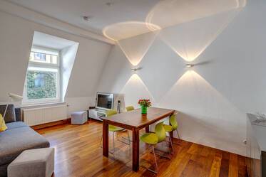 Attic apartment in prime location - Isartor