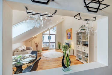 Light-Flooded Top-Floor Apartment with Sunny West-Facing Balcony