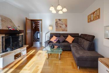 Furnished house with garden, pool, and fireplace