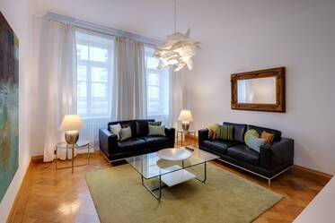 Prime location at Viktualienmarkt: Apartment with balcony