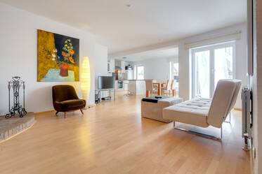 Exclusive 2-room attic apartment in Lehel