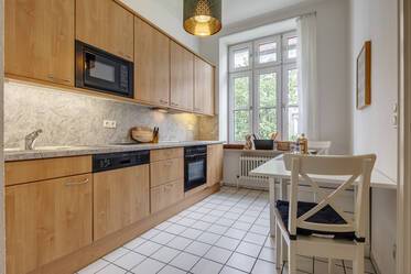 Top location in Schwabing: Bright 2-room apartment