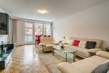 Munich Schwabing-Nord, between Belgrad- and Leopoldstraße - nice, furnished 4-room apartment