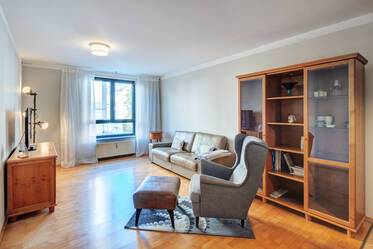 Temporary living in top location in the university district