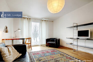 Univiertel bei den Pinakotheken, 2-Zi-Wohnung zwischen LMU und TU, Schlafzimmer ruhig zum Innenhof