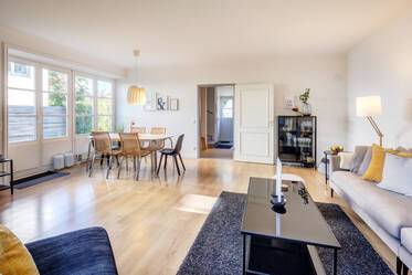 Beautiful family house near the castle park for rent 