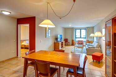 Bright furnished 2-room apartment in Munich-Maxvorstadt