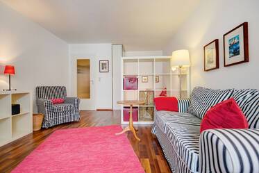 Coveted location near Rotkreuzplatz