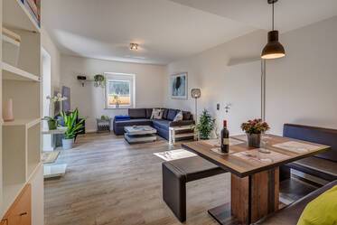Renovated 2-room apartment in Ramersdorf 