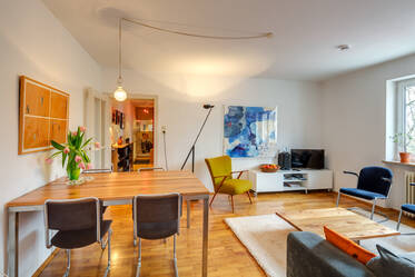 At the Deutsche Museum: 2-room apartment