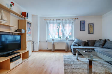 Generous, fully furnished 1.5-room apartment