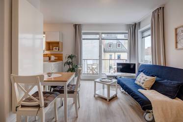 Prime location in Glockenbachvuertel, near Isar: Modern 1-room apartment with balcony