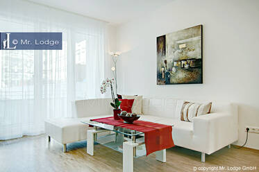 Centrally located apartment with washing machine and dryer