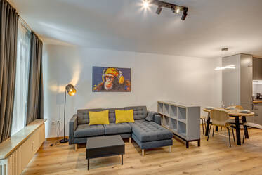 Beautiful, furnished 2-room garden apartment in Munich-Solln