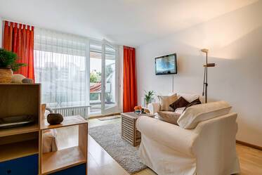 Olympiadorf: Spacious 1-room apartment