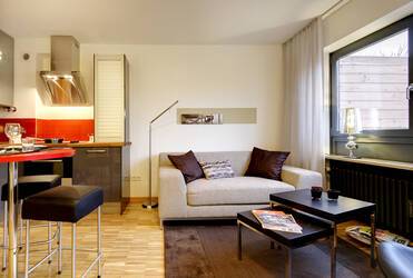 Elegant single apartment with balcony