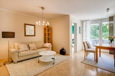 Nicely furnished apartment in Maxvorstadt