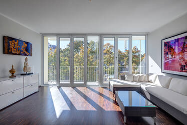 Best location in Schwabing - Light-flooded, luxuriously furnished 3-room apartment