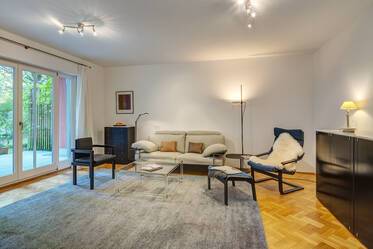 High-quality, chic apartment with internet near Prinzregentenplatz