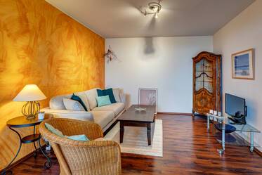 Sunny apartment with balcony in Munich-Kleinhadern