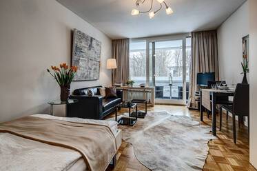 Exclusive, very quiet 1-room apartment in Arabellapark