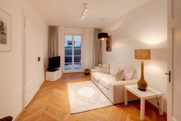 Top location Lehel, near the Isar river and very quiet