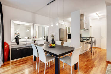 Premium apartment for rent in top location in Schwabing