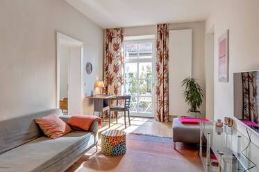 Stylish historic apartment for rent in Isarvorstadt