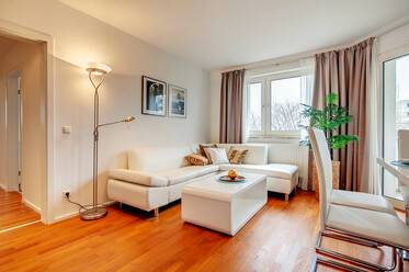 Luxuriously furnished apartment in Bogenhausen
