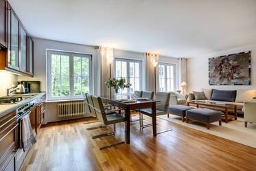 Exclusively furnished maisonette apartment
