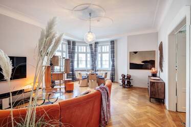 Beautifully furnished apartment in Schwabing