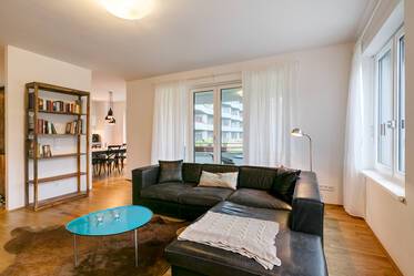 Very beautiful 3-room apartment near Rosenheimer Platz