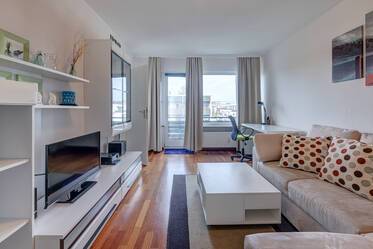 Generous apartment with balcony in Unterhaching