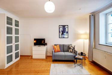 Top location! Very beautiful, furnished apartment in immediate neighbourhood to Viktualienmarkt