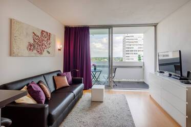 Modern 1-room apartment with shared pool