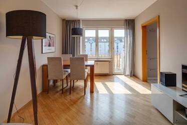 Munich-Milbertshofen: Nicely furnished 2-room apartment