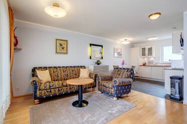 Furnished roof terrace apartment south of Munich