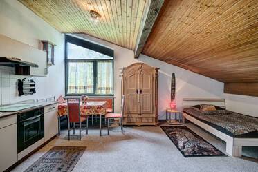 North-east of Munich, near U6 Garching (6 Minutes)| furnished apartment with Wifi