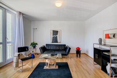 Very beautiful, stylish 3-room apartment in top location in the University quarter, near English Garden